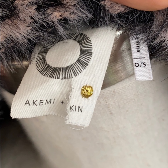 Anthropologie brand Akemi + kin Pink and blue - Picture 5 of 5